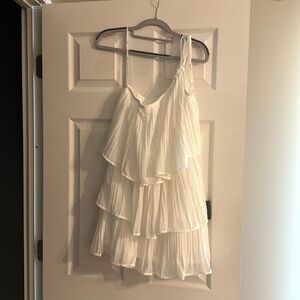 NWT tiered mini dress. size large.